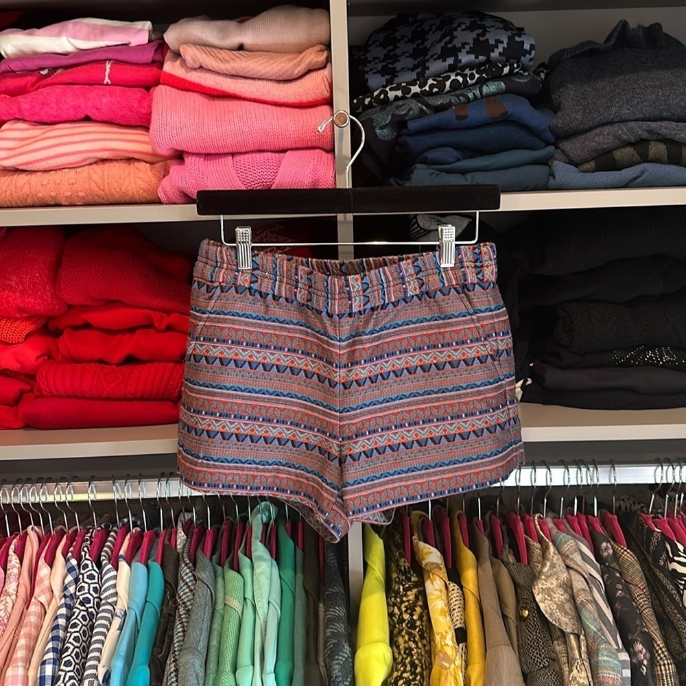 J Crew blue/red striped print 3โ elasticized waistband shorts size 0
